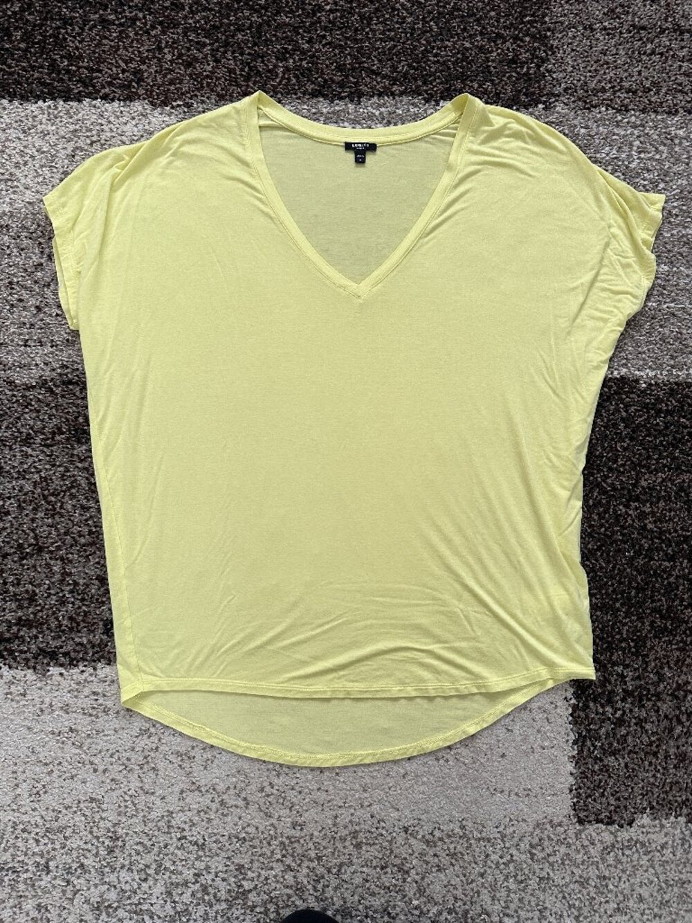 EXPRESS (M) Yellow Relaxed V-Neck Short Sleeve London Tee Oversized Dolman Hi-Lo